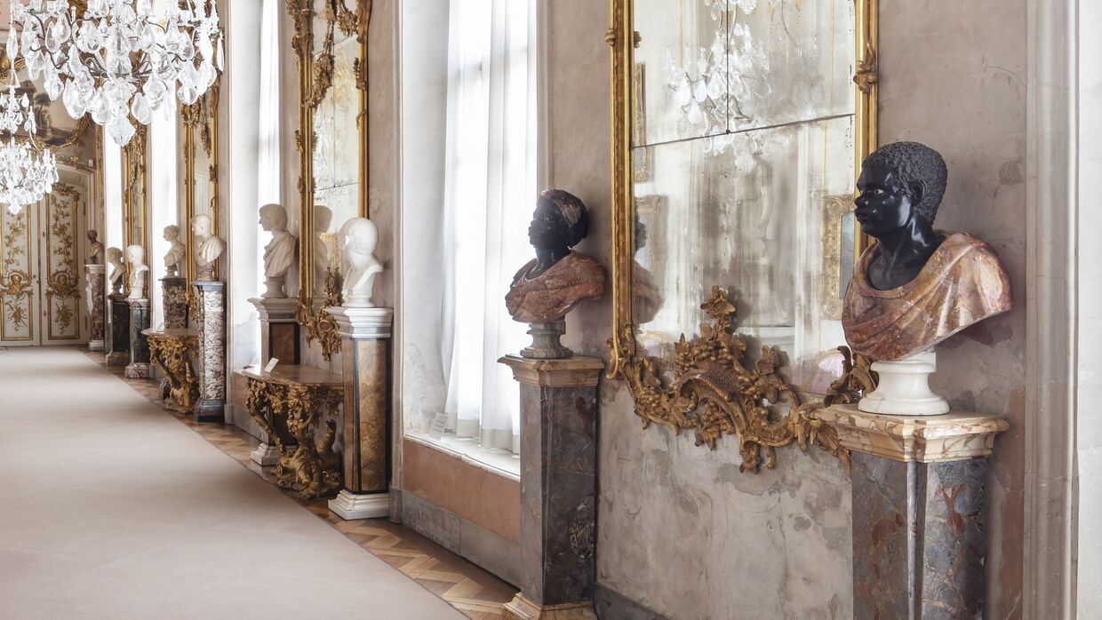 Bildnis einer Schwarzen Frau mit Turban und eines Schwarzen Mannes in der Kleinen Galerie von Schloss Sanssouci